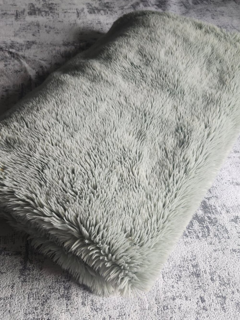 Large Sea Foam Light Green Anthropologie Lux Faux Fur Throw Blanket